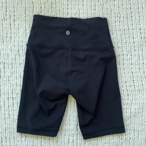 Wunder Train Black High Rise Short 8" - Size 4 - Picture 3 of 4